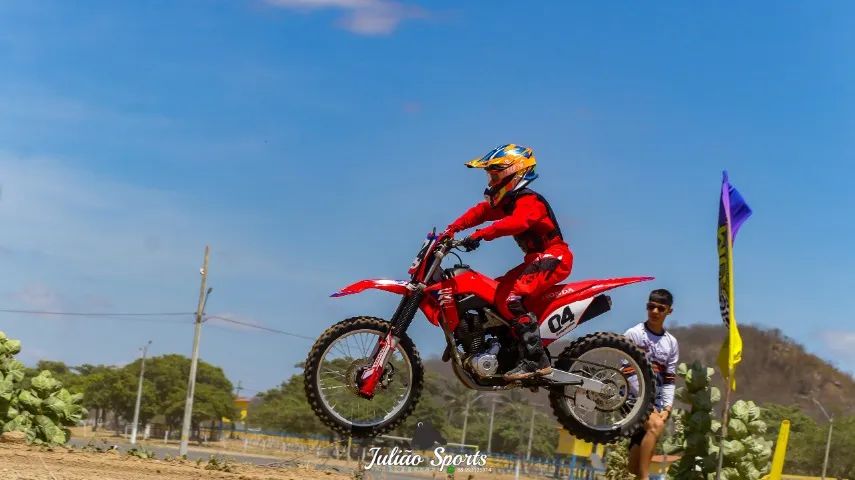 CRF 250F ano 2025  - Foto 4