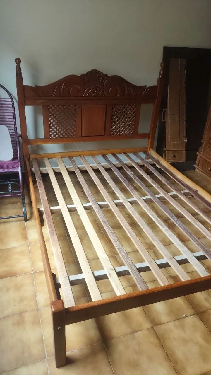 Cama de Madeira Boa