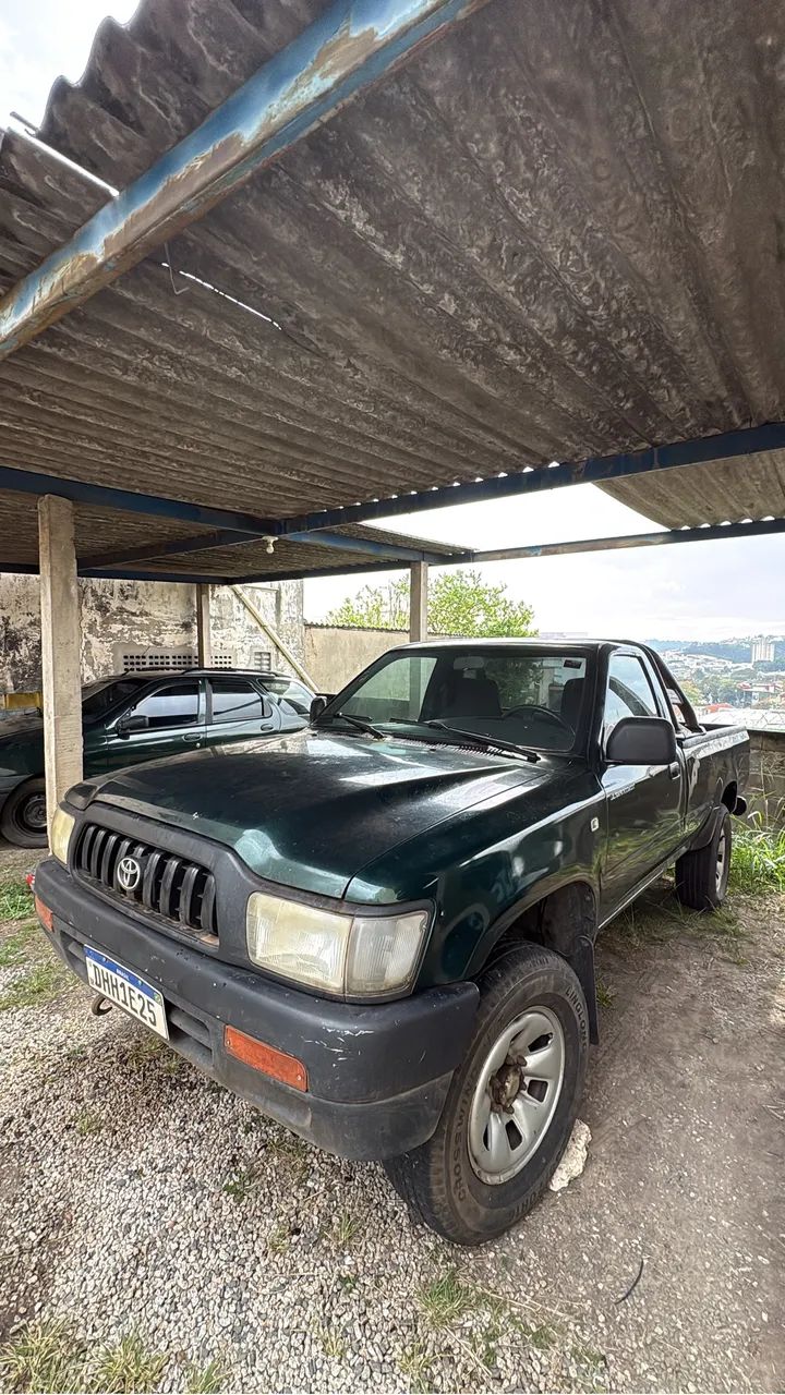 Toyota Hilux CS DX 4X2 2.7 16V 142cv 2002