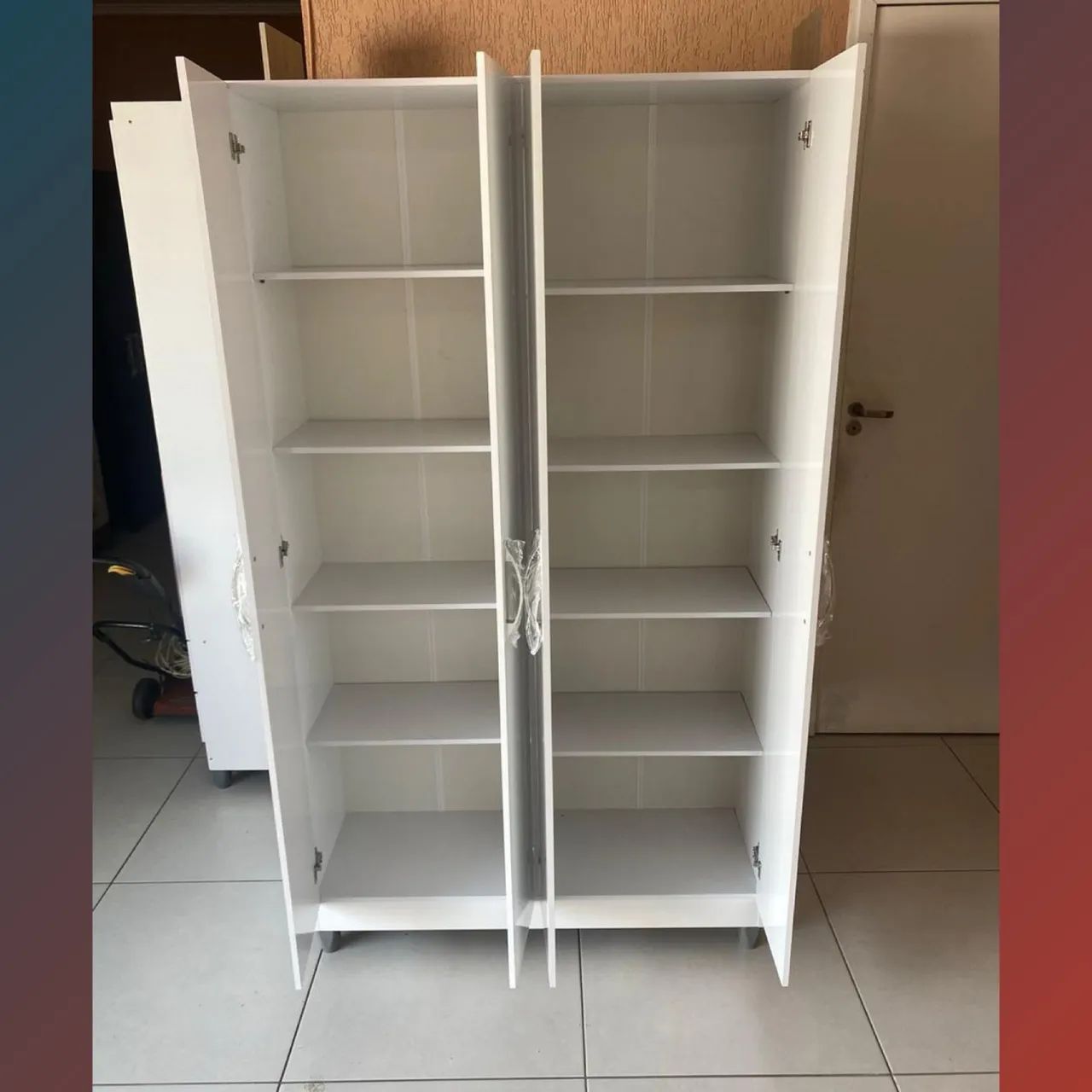Armario multiuso com prateleiras - entrego  - Foto 2