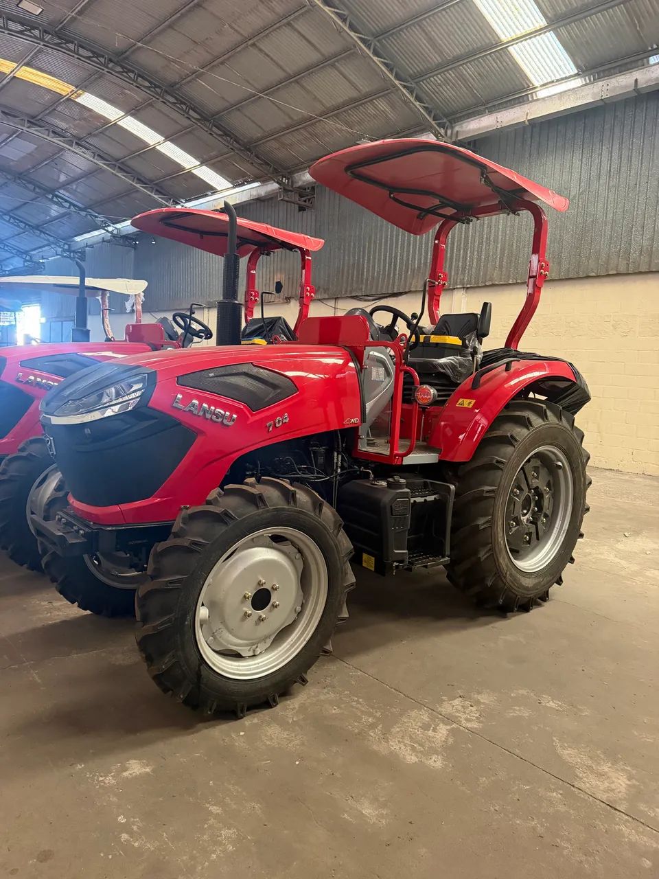 Trator Lansu 704/804 - Foto 4