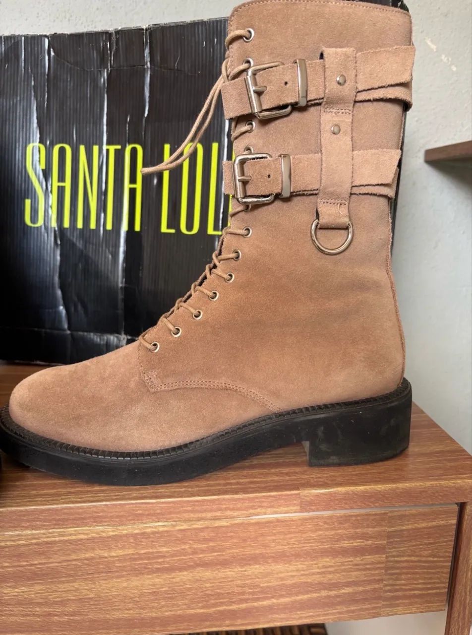 Bota couro camurça Santa Lolla - Foto 2