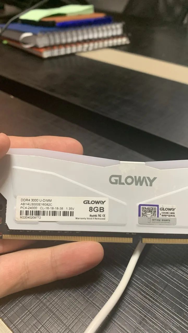 Memória ram 8gb ddr4 glowy com led