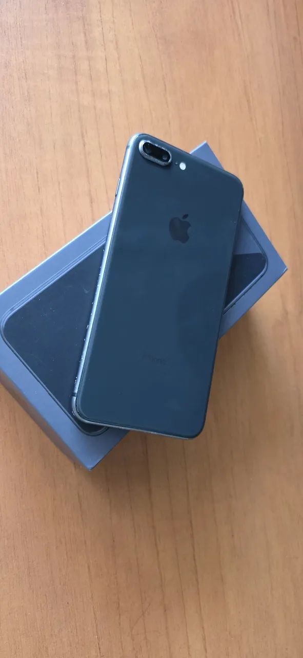 iPhone 8 plus 128gb