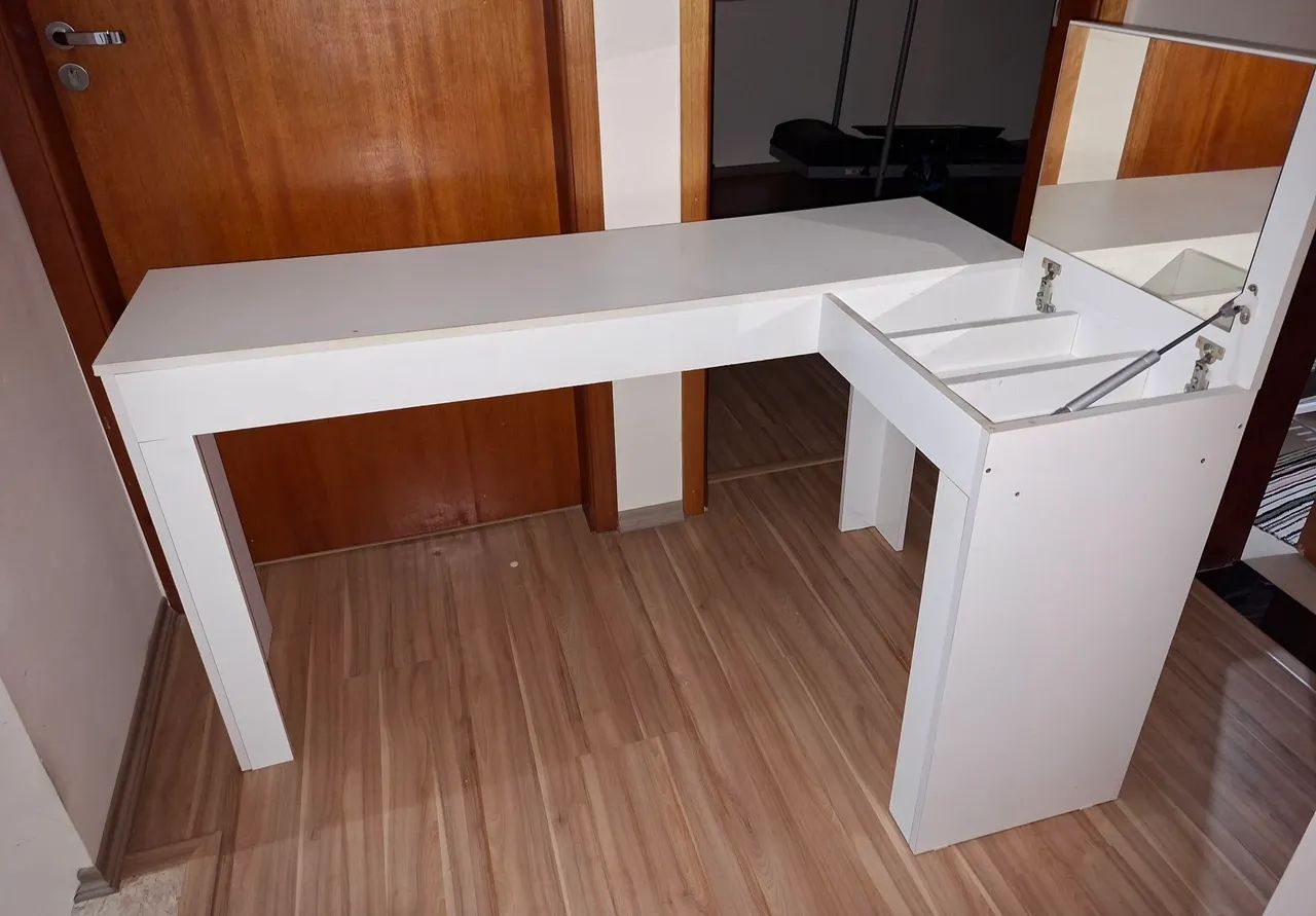 Mesa em L