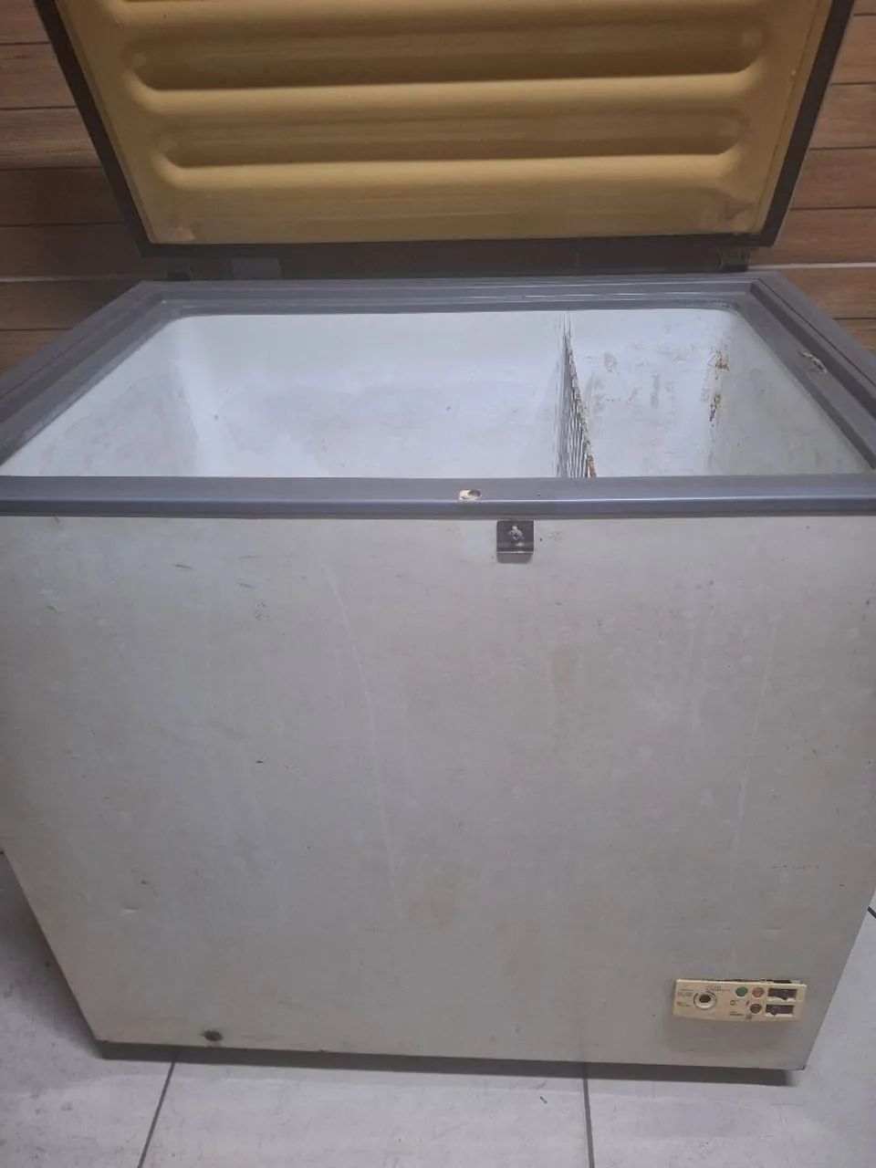 Freezer Horizontal Consul 310 Litros - Foto 2