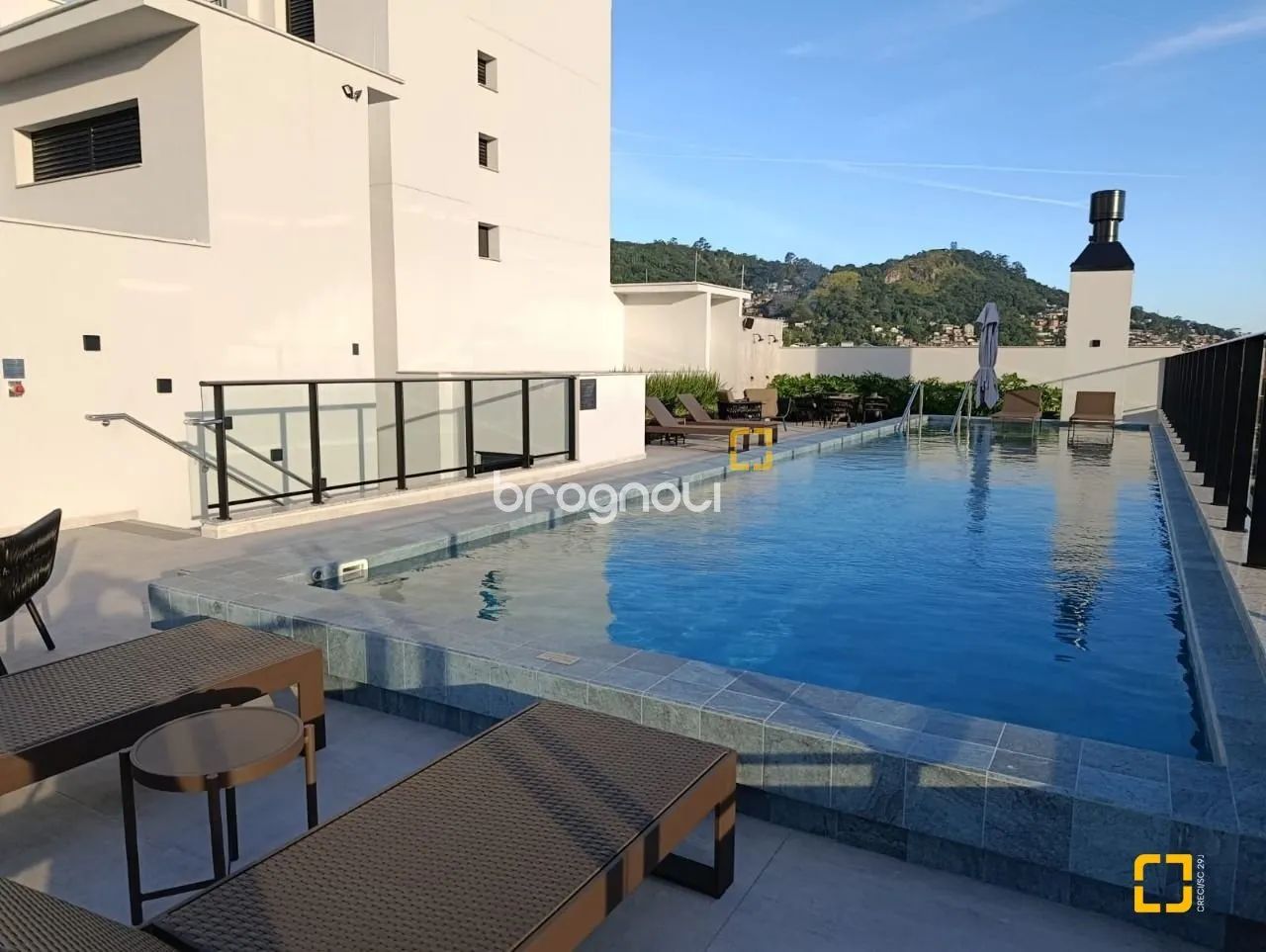 Studio Mobiliado, 1 vaga livre a 700m da Beira-Mar Norte