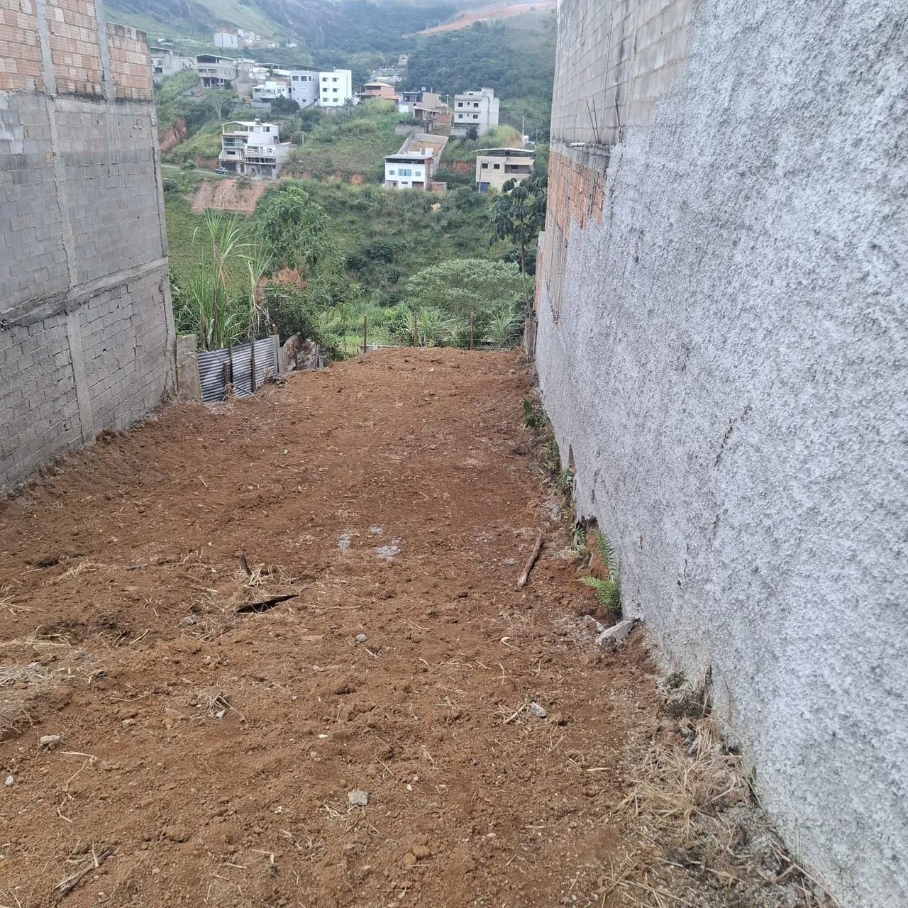 TERRENO 240m2 TERRAS ALTAS COM 8m DE FRENTE X 30m DE CADA LADO 90% PLANO - Foto 3