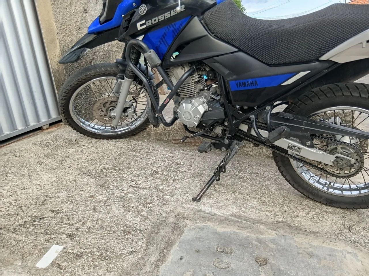 Crosser 23/23 - Foto 2