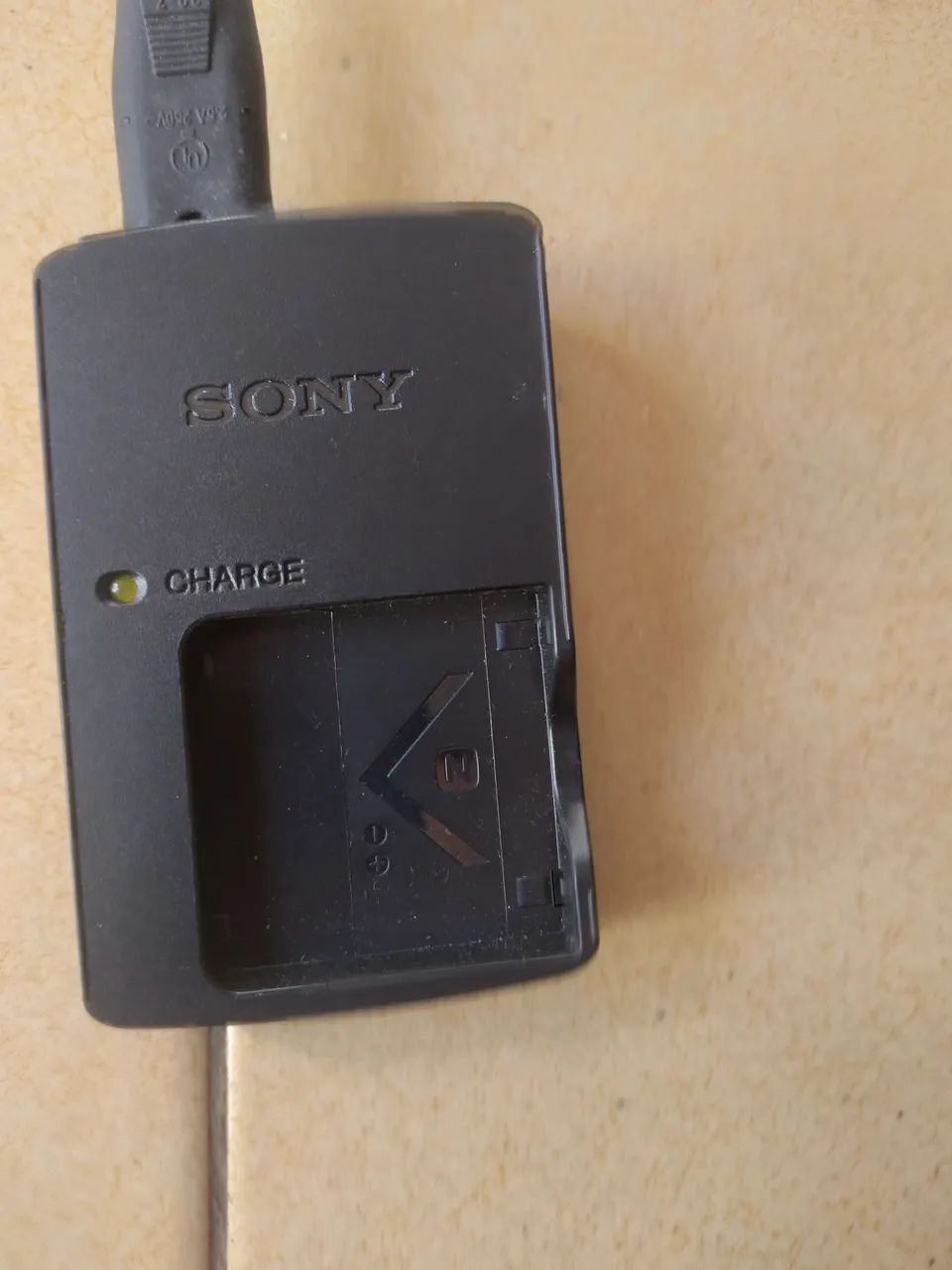 Carregador de bateria sony  - Foto 3