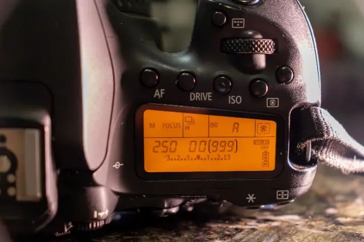 Canon 90D - Foto 2