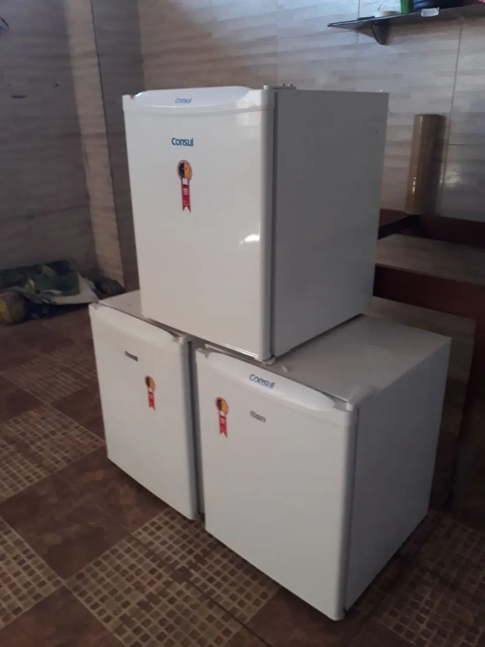 Frigobar cônsul 80 litros 220V  - Foto 2