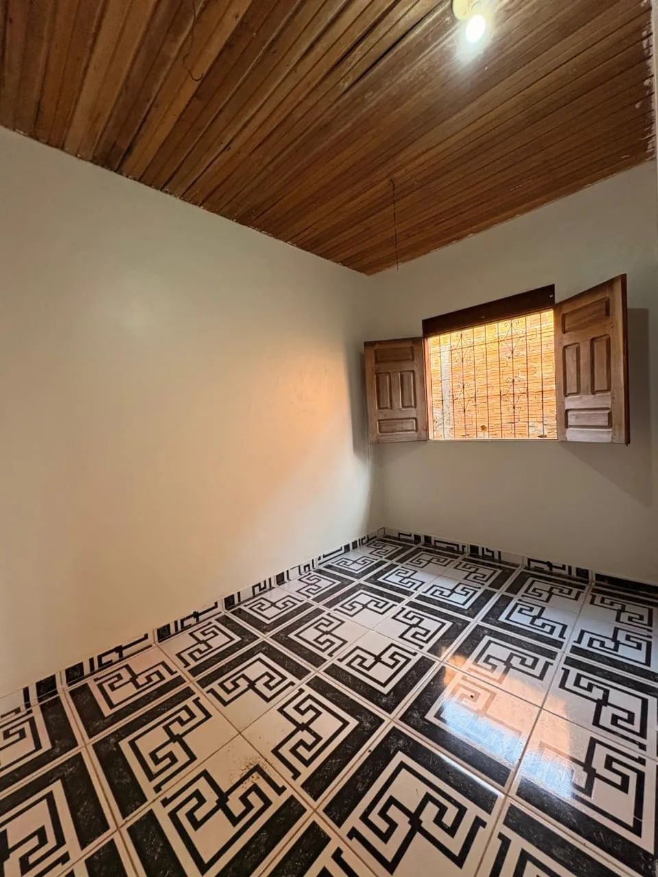 CASA DE 3 QUARTOS NO AÇAÍ - Foto 4