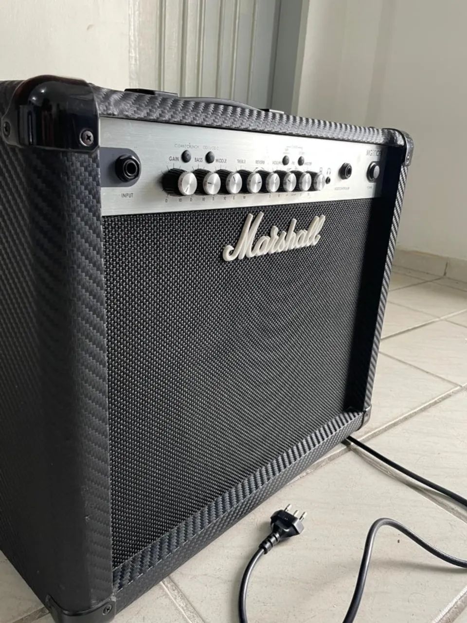 Amplificador de Guitarra Marshall MG30CFX - Foto 4