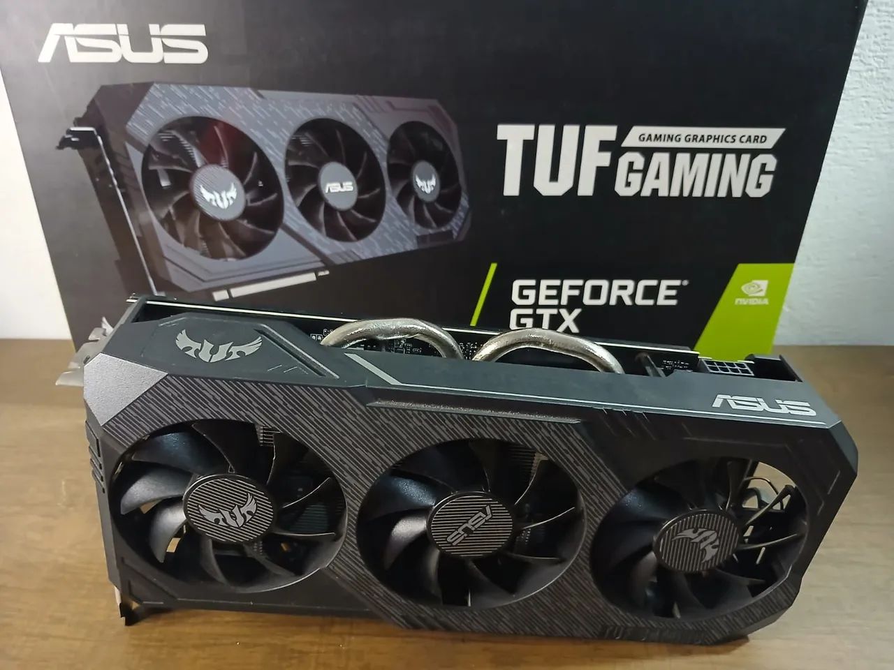GTX 1660 Super Asus Tuf Gaming - Foto 2