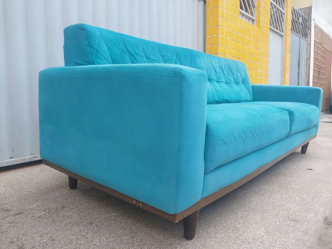 Vende-se Sofá LarShopping lindíssimo. Valor 600,00.  - Foto 3