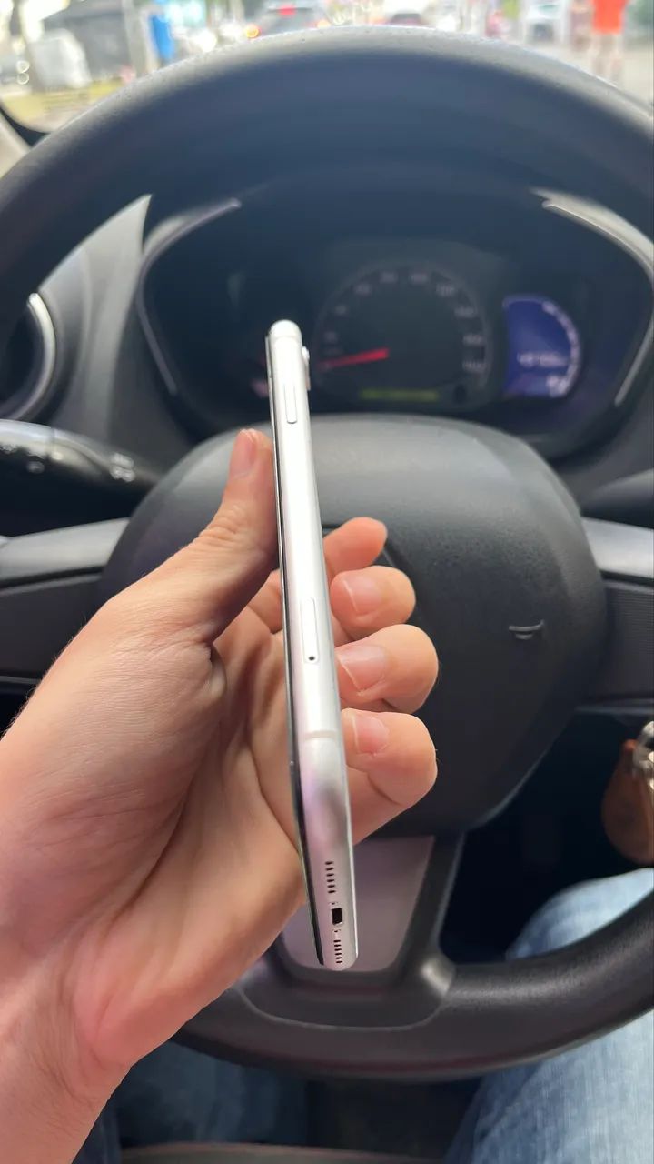 iPhone XR 64gb - Foto 3