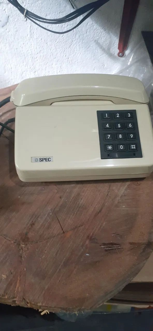 Telefone  fixo de teclas. - Foto 2