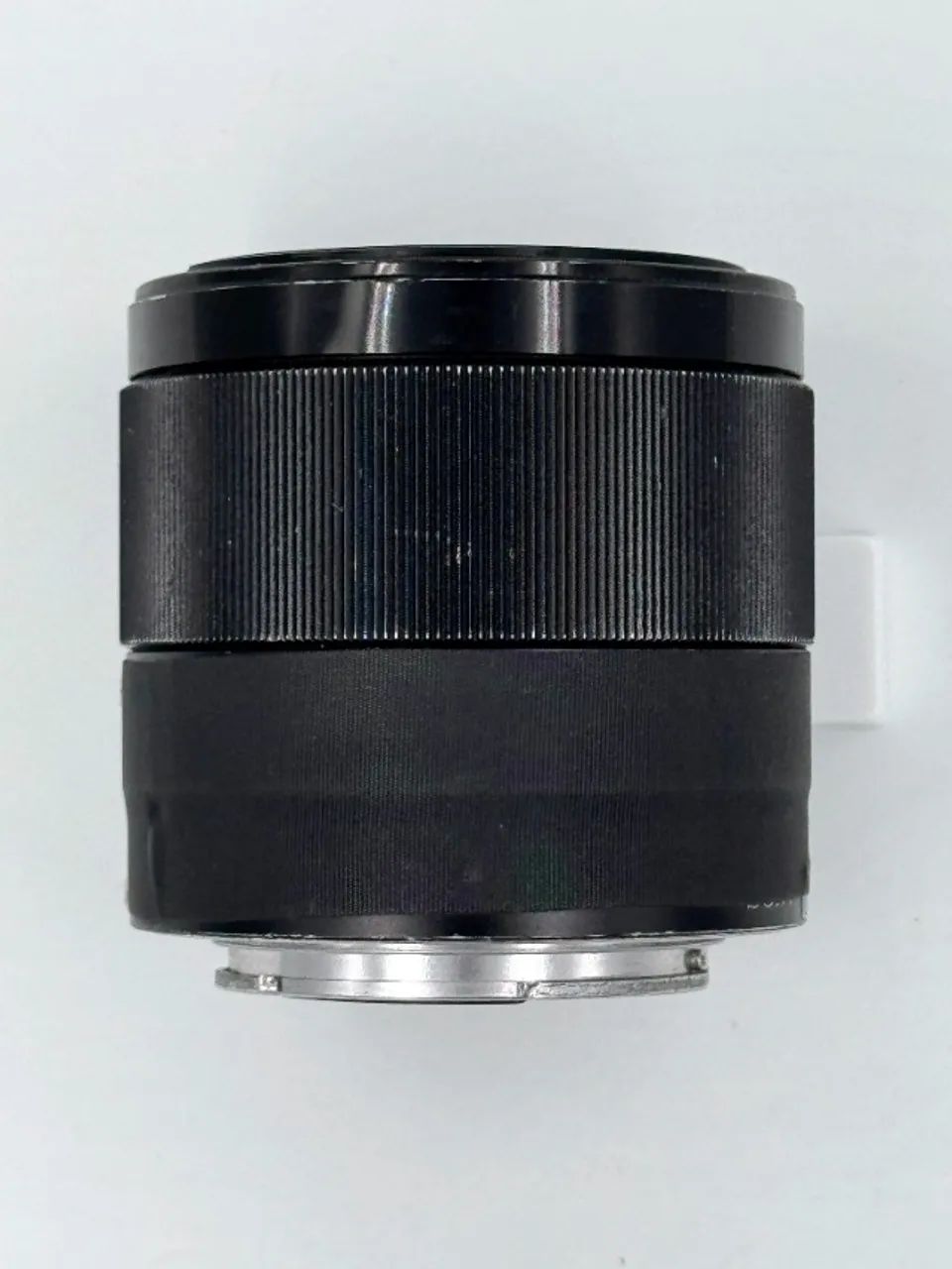 Lente Sony 28mm 2.0 (Full Frame) - Foto 2