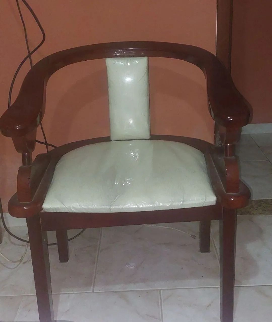 Cadeira decorativa de madeira vintage  - Foto 2