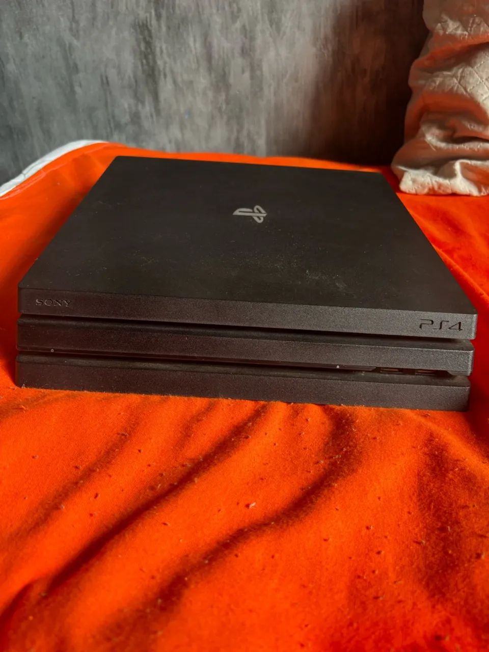 PS4 PRO 1TB - Foto 3
