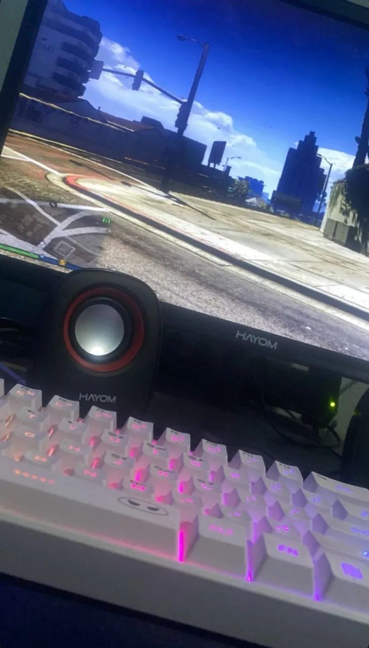 Vendo pc gamer completo com caixa e tudo 