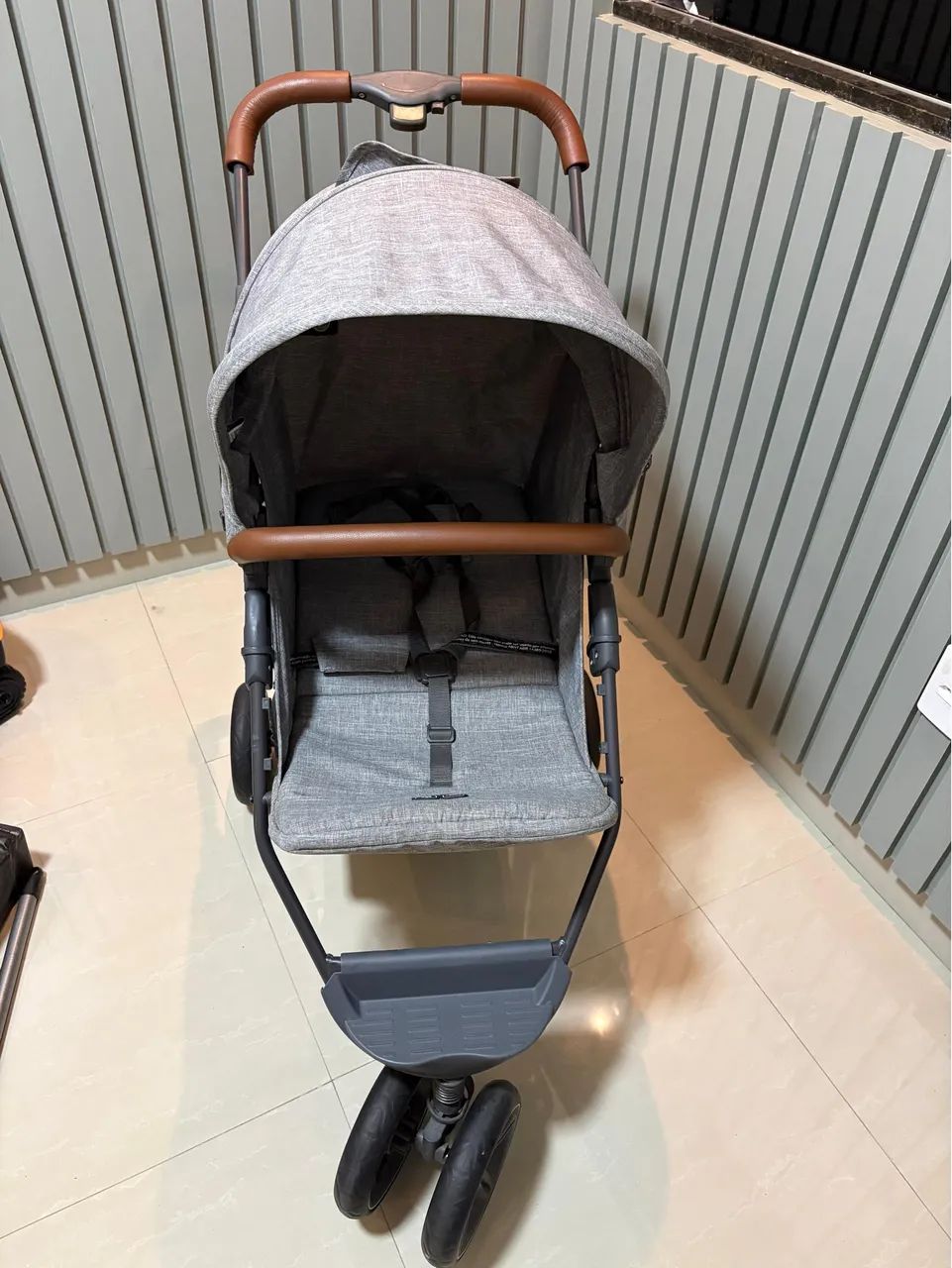 Carrinho de bebê abc design-EXCELENTE CONSERVAÇÃO 