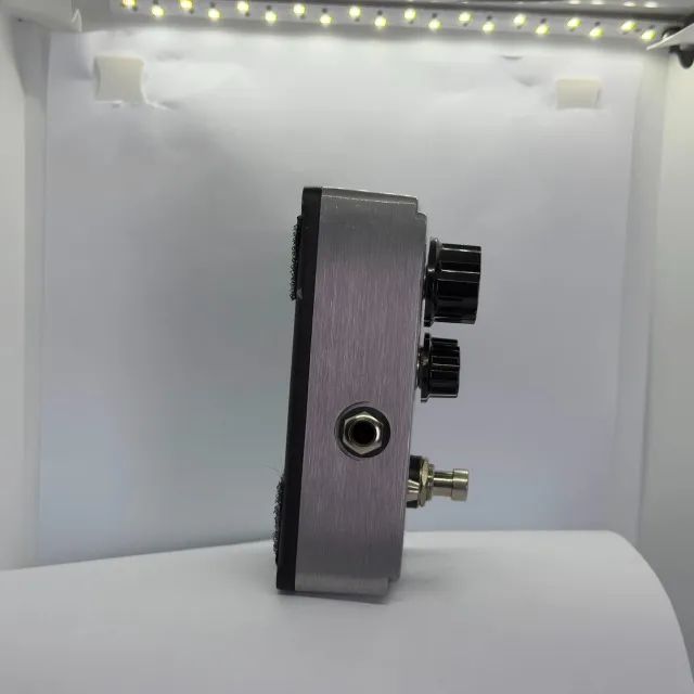 pedal Dod gunslinger ,Marshall in a box" , que simula válvula.  - Foto 2