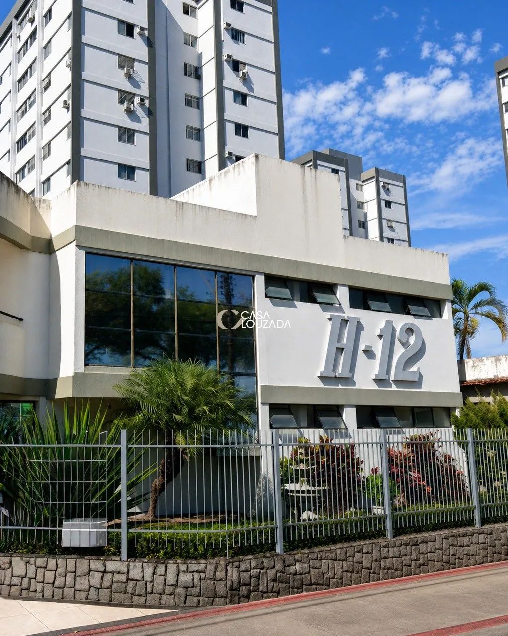 Apartamento 03 quartos com 01 suíte e lazer em Coqueiral