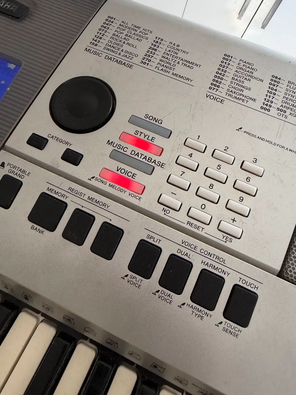 Teclado Yamaha 