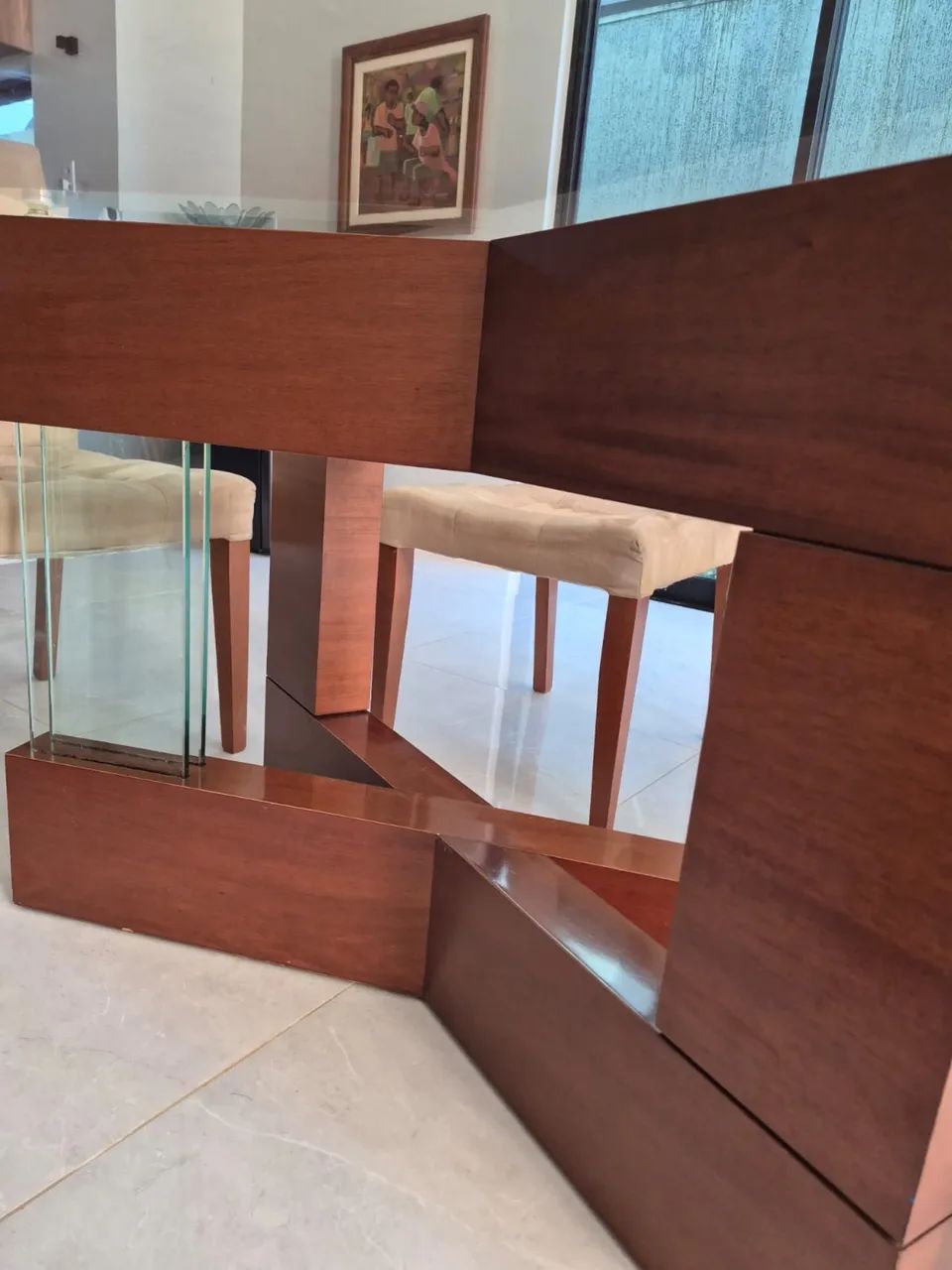 Conjunto de mesa de vidro com cadeiras 
