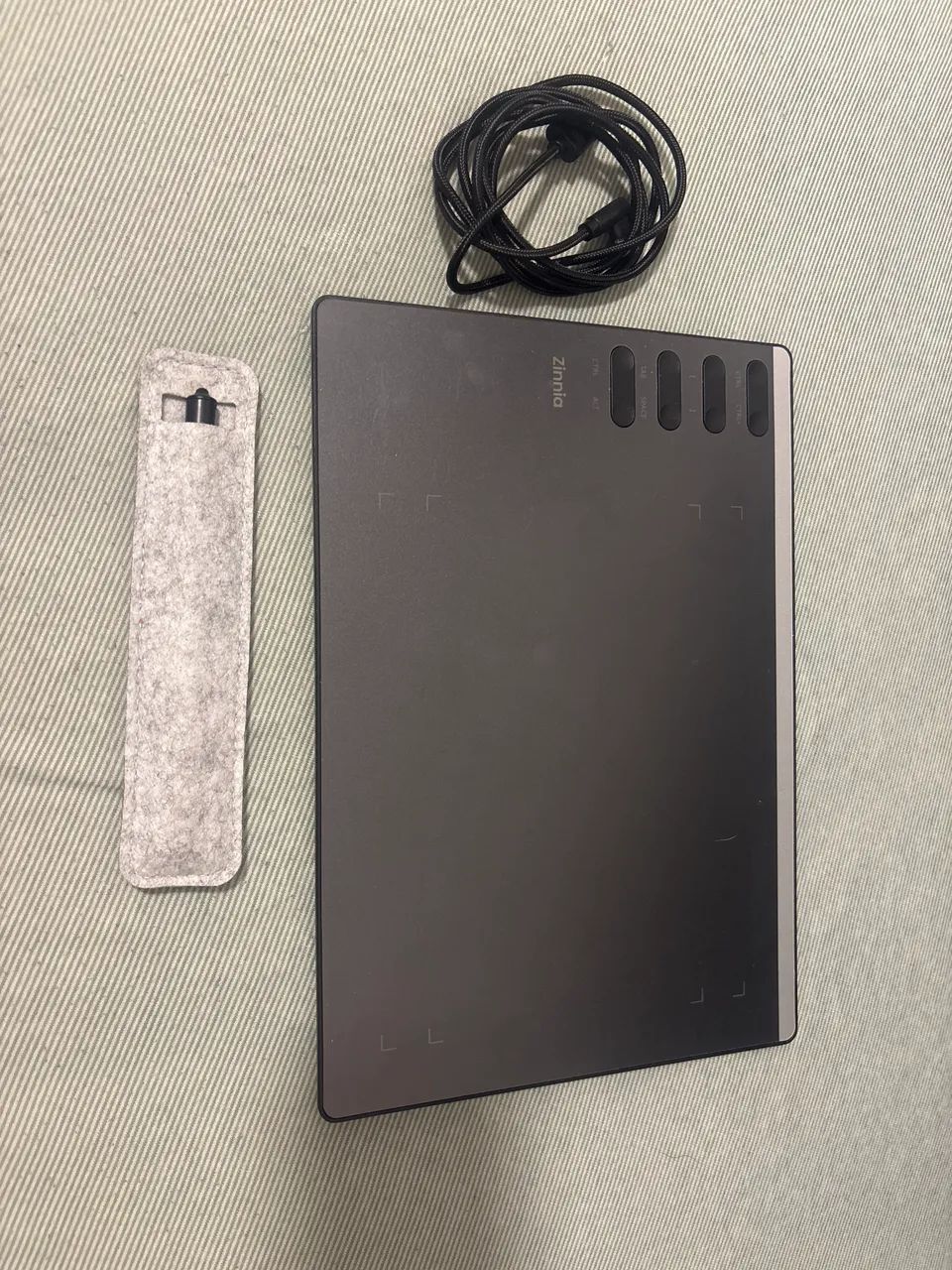 Mesa digitalizadora Zinnia MT100