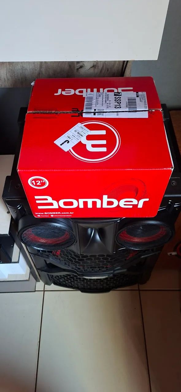 Subwoofer bomber bicho papão 600 rms 