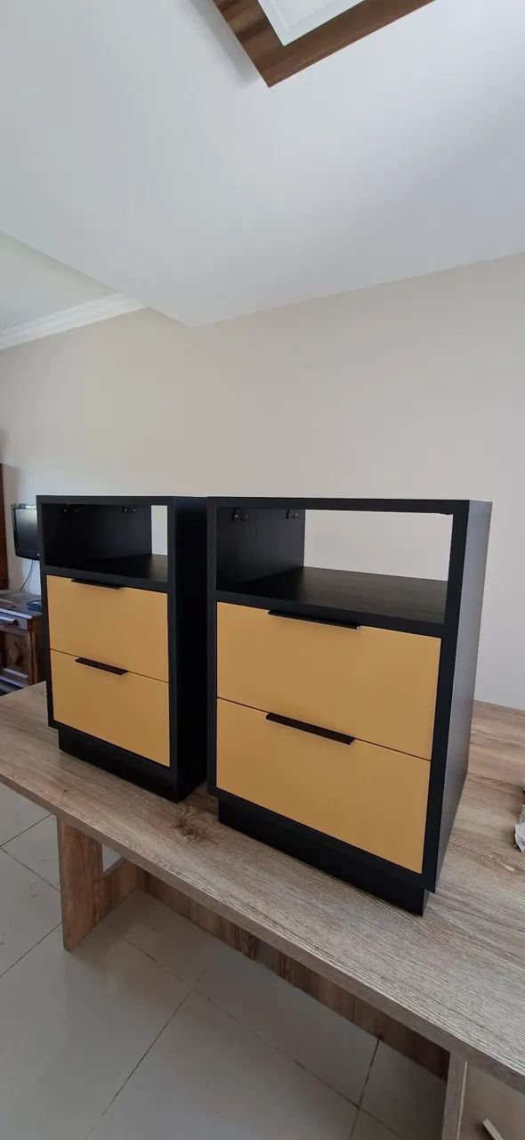Mesa de cabeceira 