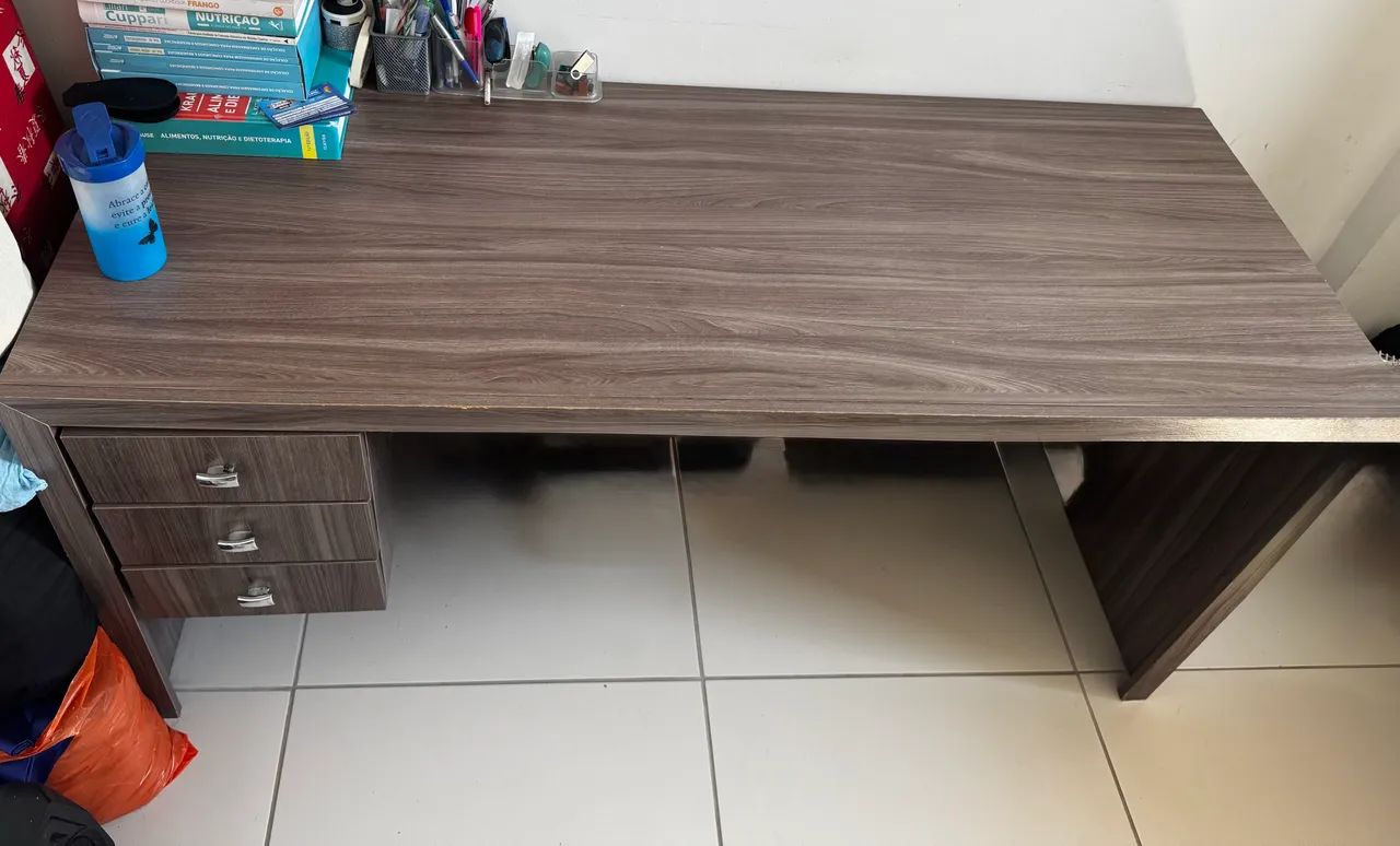 MESA PARA ESTUDOS OU ESCRITÓRIO - Foto 3
