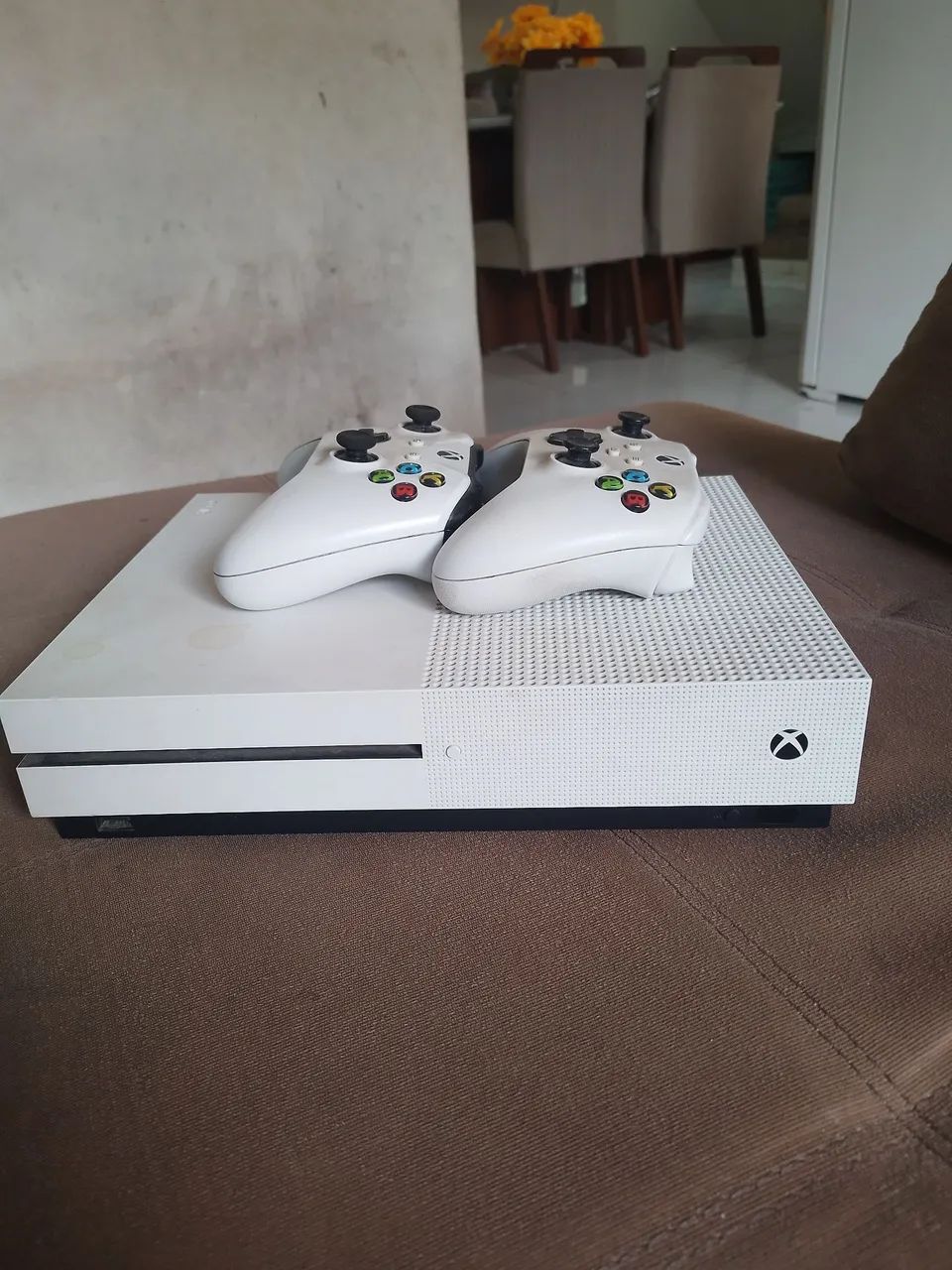 XBOX ONE S 1TB  - Foto 2