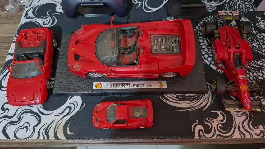 KIT 4 Miniaturas Ferrari Shell Collezione