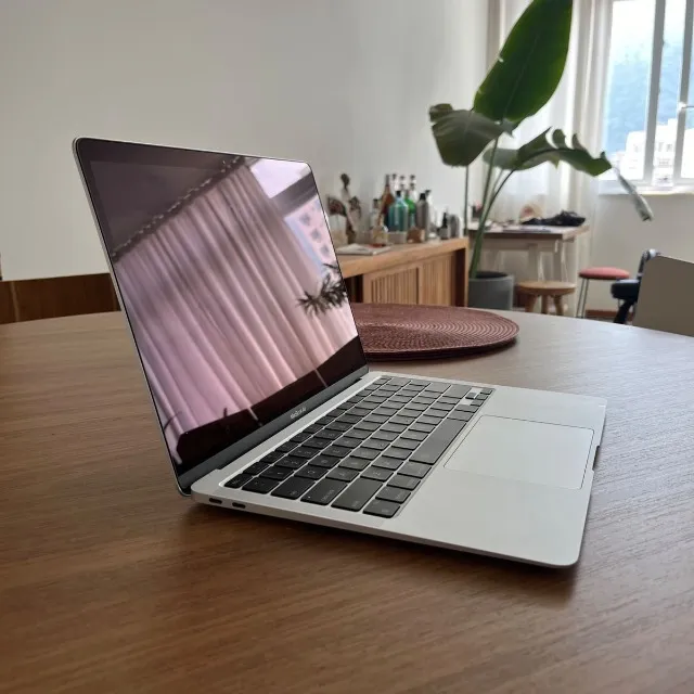 MACBOOK AIR M1 2020 8gb RAM 256gb SSD SÓ 12x 295 ACEITO TROCA