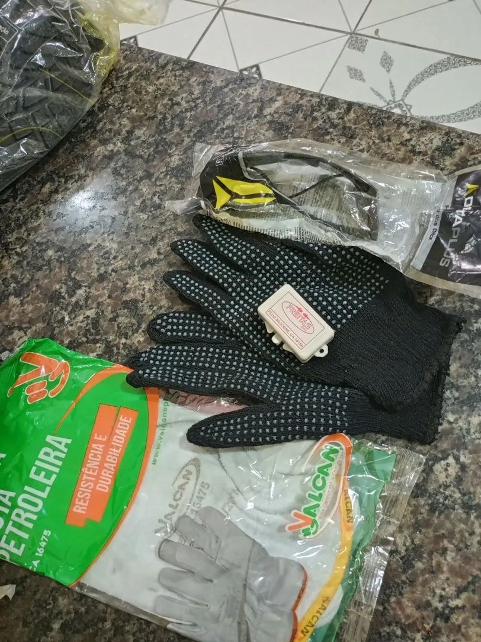 Bota novas de qualidade emborrachada - Foto 4
