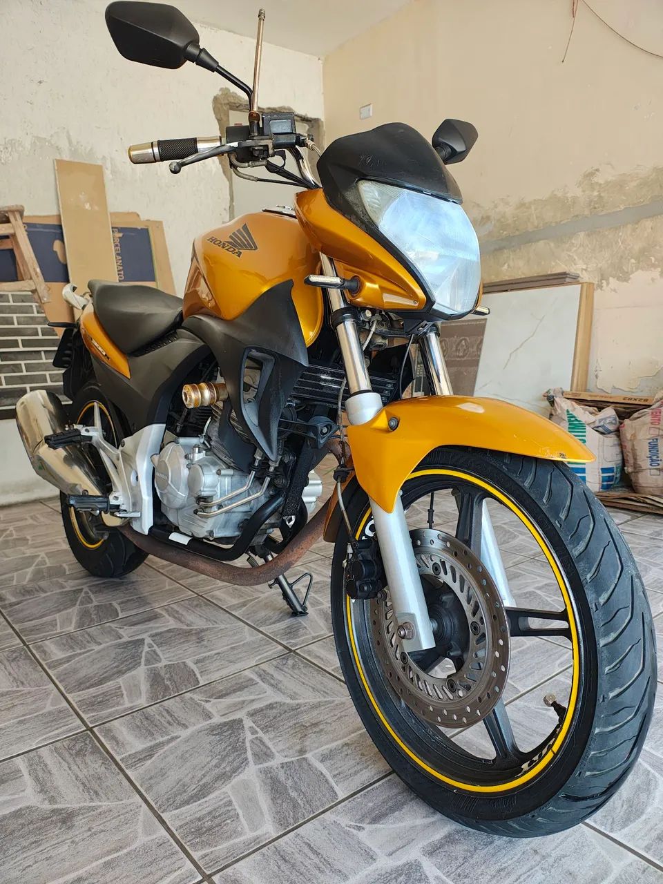 CB300r  - Foto 2