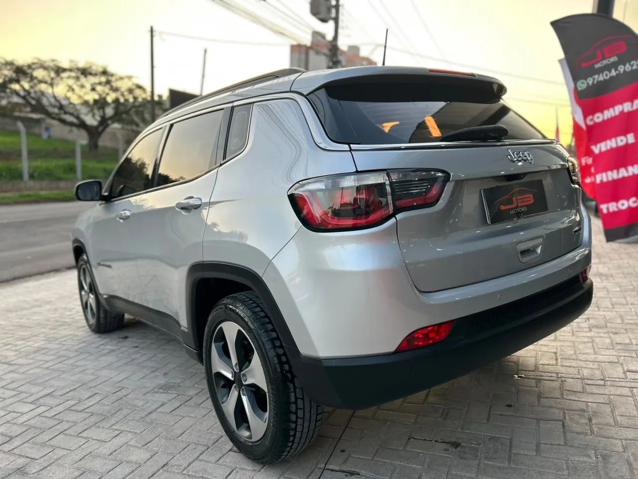 Jeep Compass Longitude 2.0 4X2 Flex 16V Aut. 2017 - Foto 3