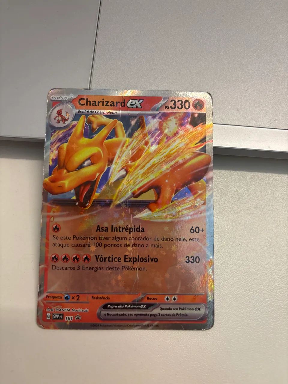 Carta Pokémon Charizard 