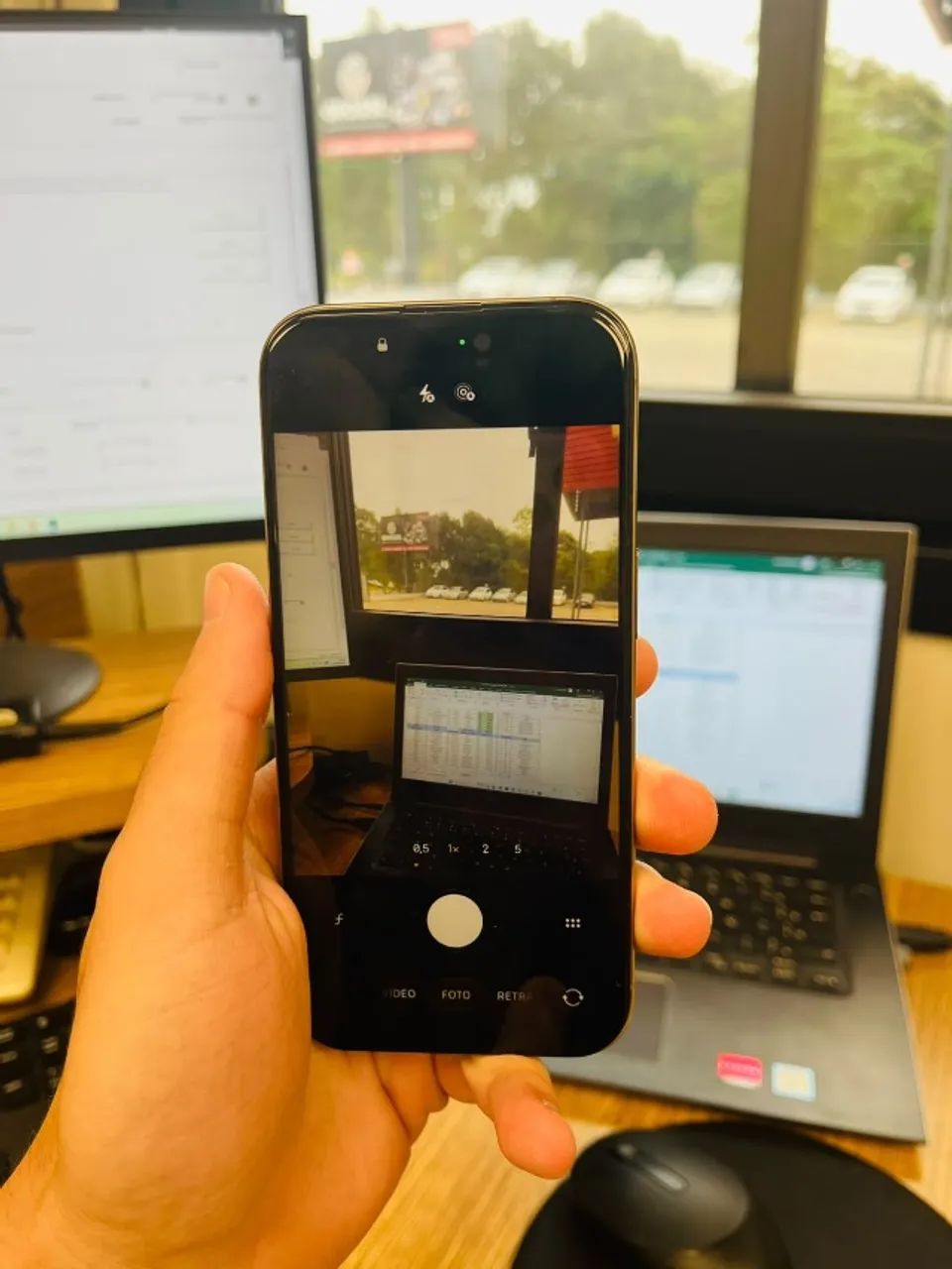 Iphone 16 Pro - Face ID OFF - Foto 3