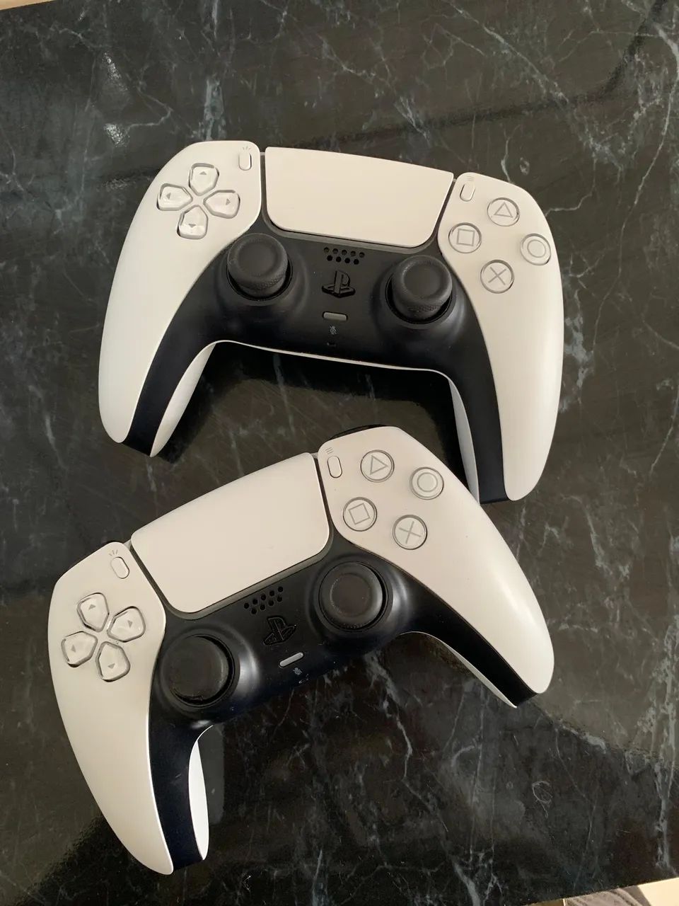 PS5 1TB SLIM COMPLETO + 2 CONTROLES ORIGINAIS !  - Foto 5