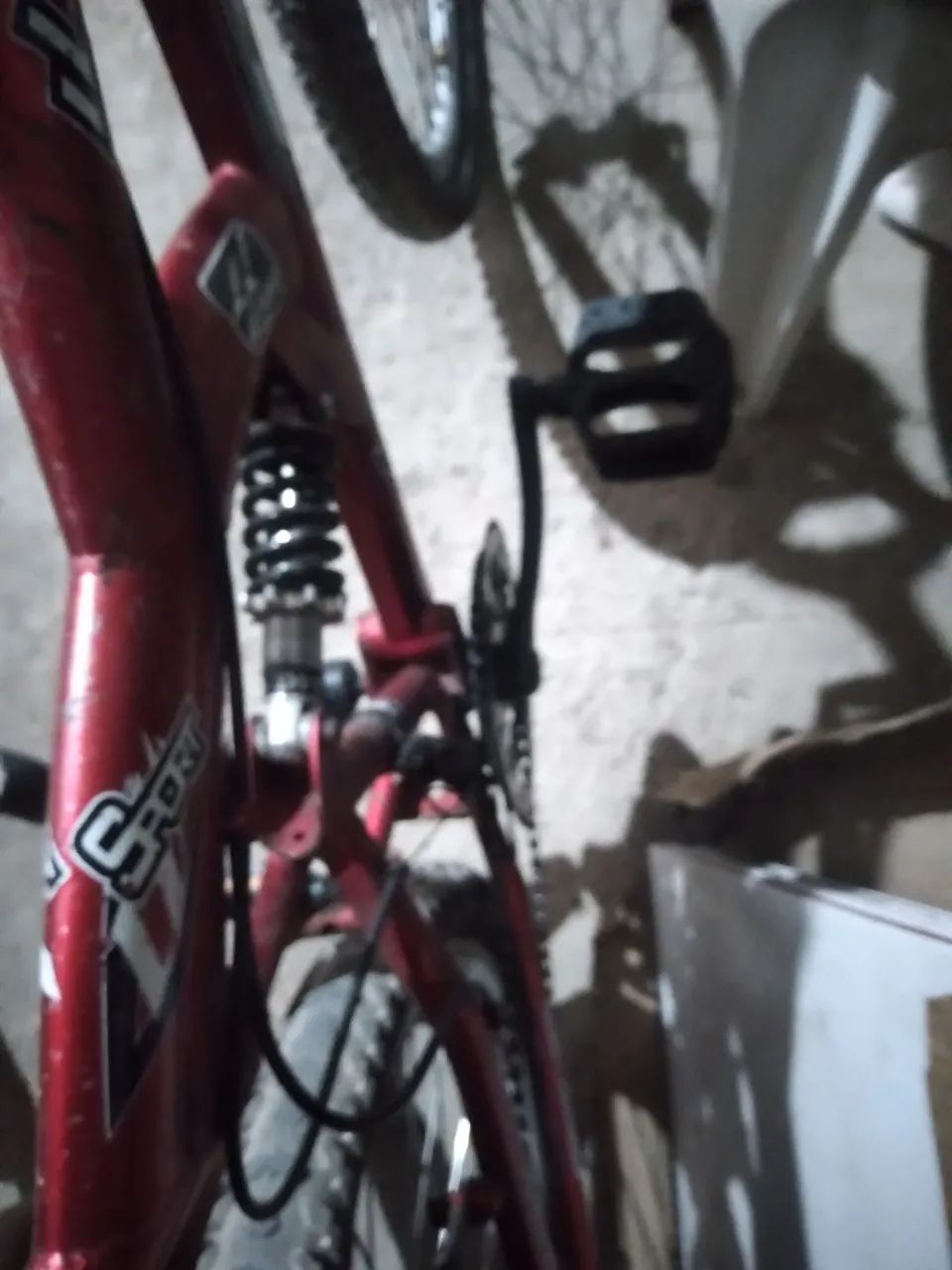 Bicicleta aro 26 quadro de mola - Foto 3
