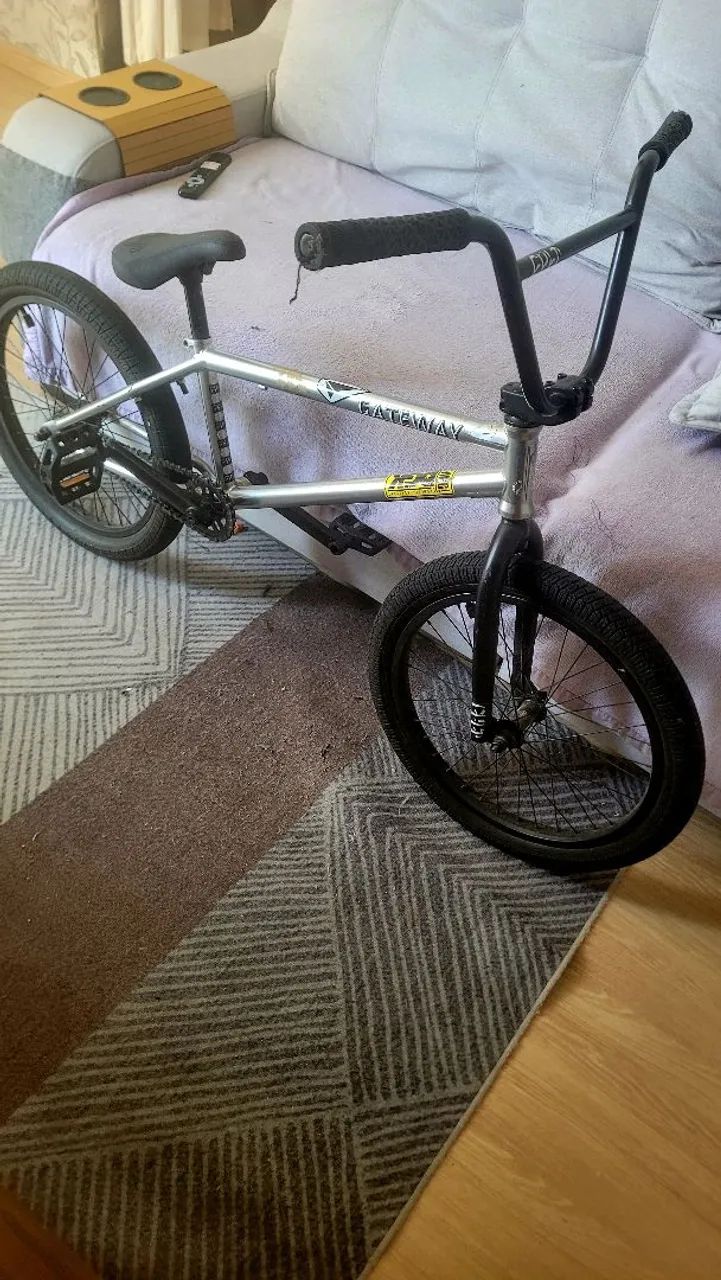 Bicicleta BMX CULT GATEWAY - Ciclismo - Ouro Fino, São José dos
