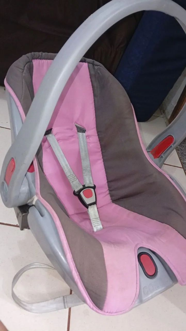Bebê conforto menina
