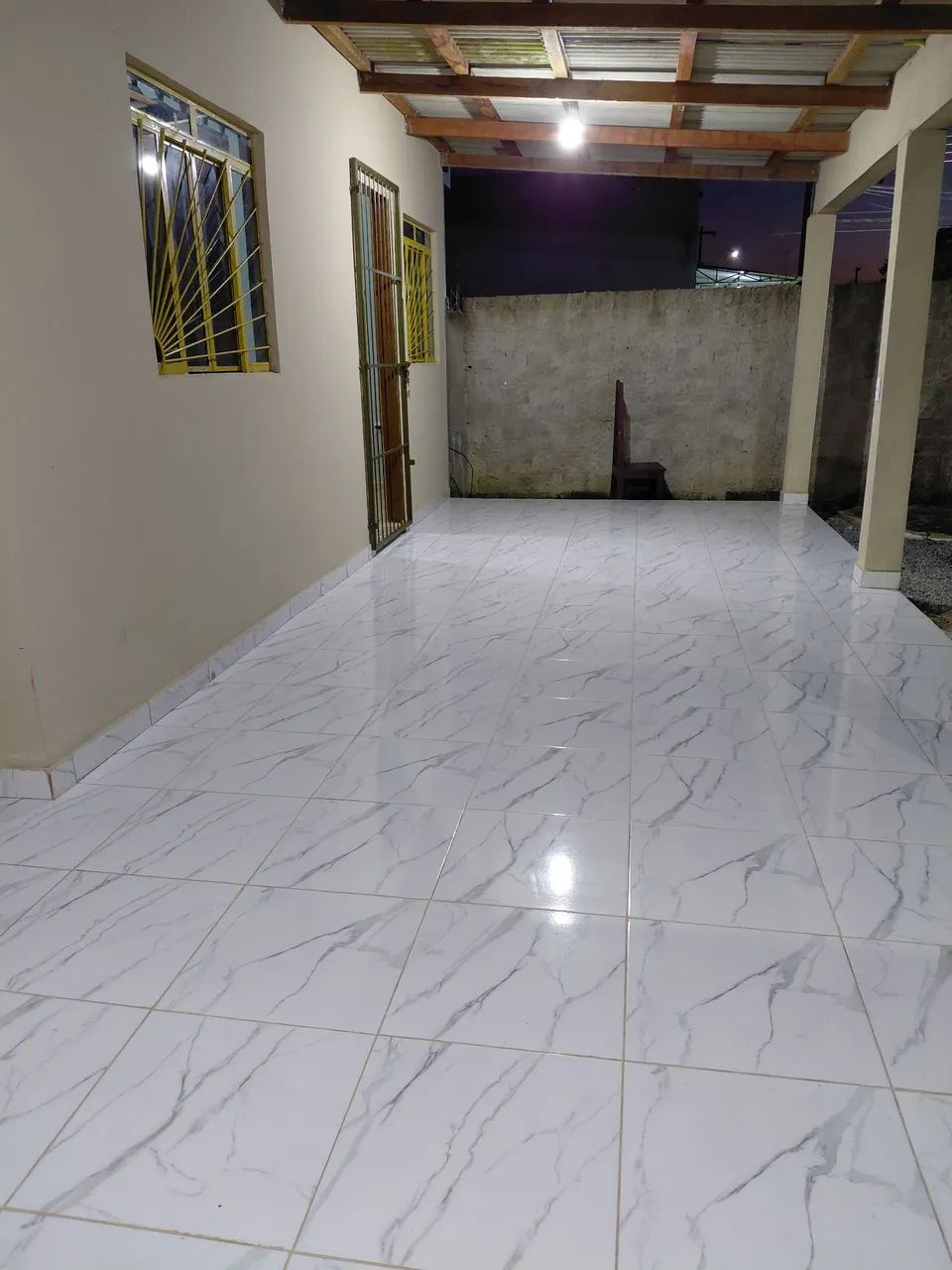 Vendo uma casa e um ponto comercial.  - Foto 3
