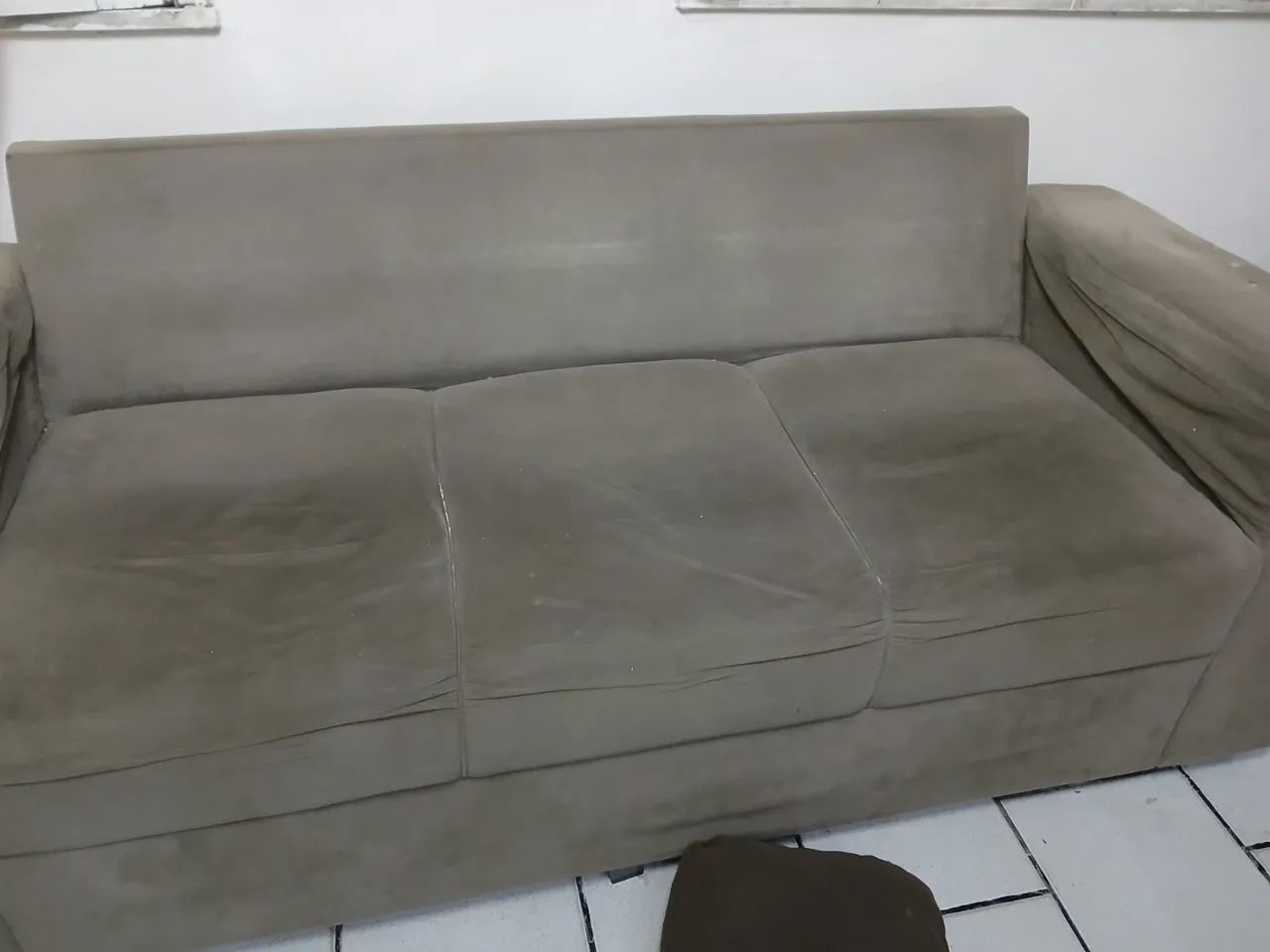 Vendo sofá 3 e 2 lugares! 65566183860483123