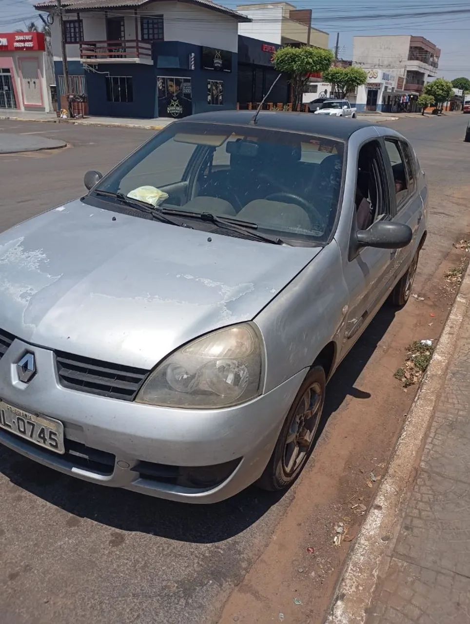 Renault Clio Clio Sed. Expression Hi-Flex 1.0 16V 4p 2008